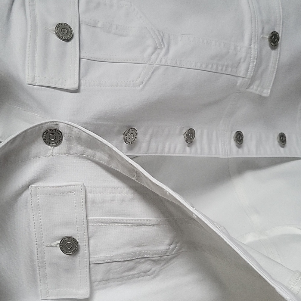 White susan graver super cute new jean jacket size extra large price firm!! - Picture 4 of 8